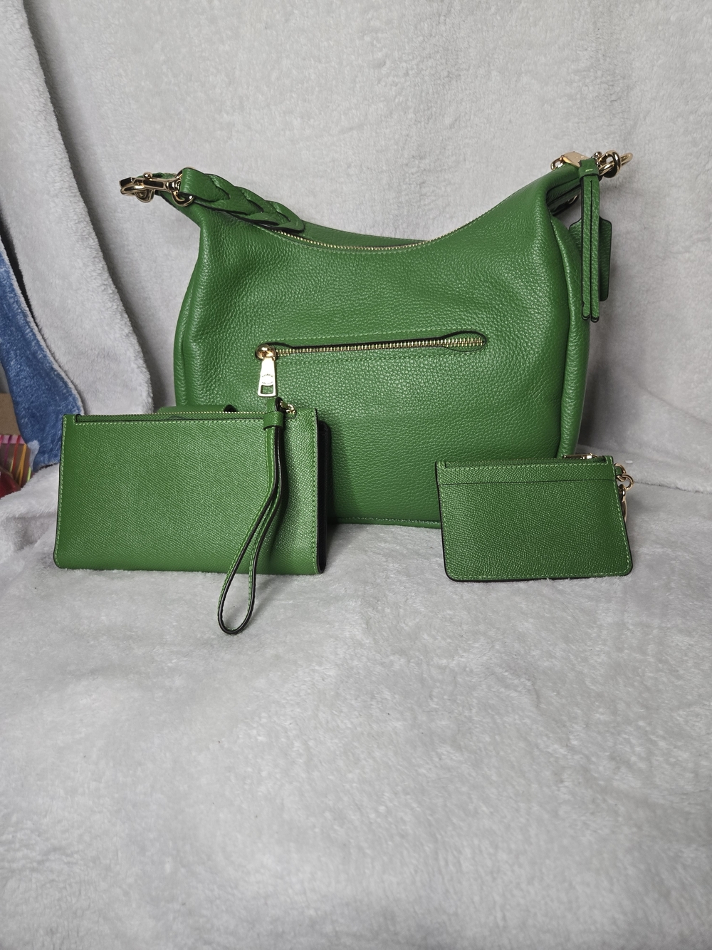 Coach Green Pebbled Leather Shoulder Bag with Matching Wallet & Card Case - Picture 3 of 3